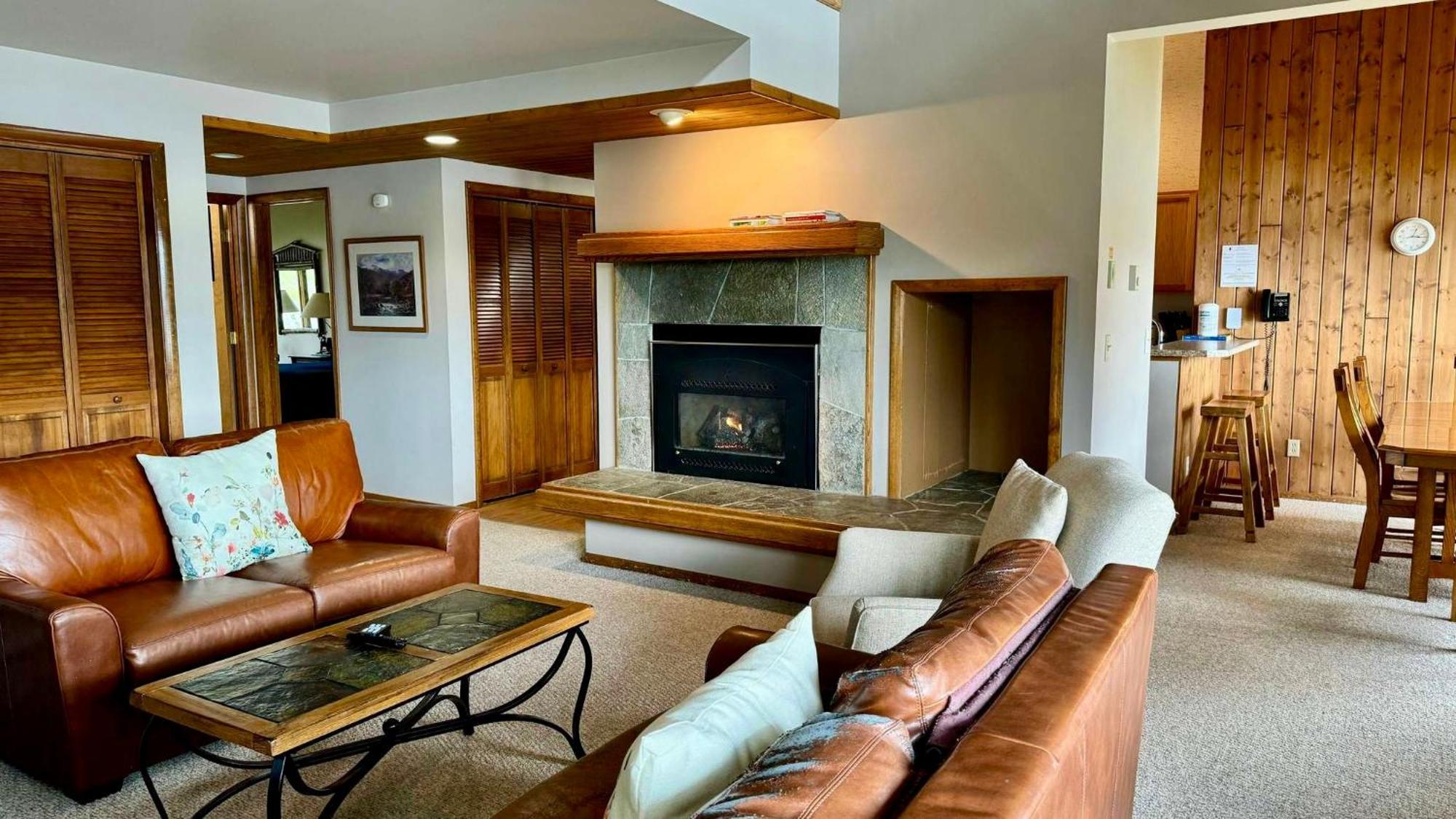Lake Condominiums At Big Sky Ski Resort Gallatin Gateway Exteriör bild